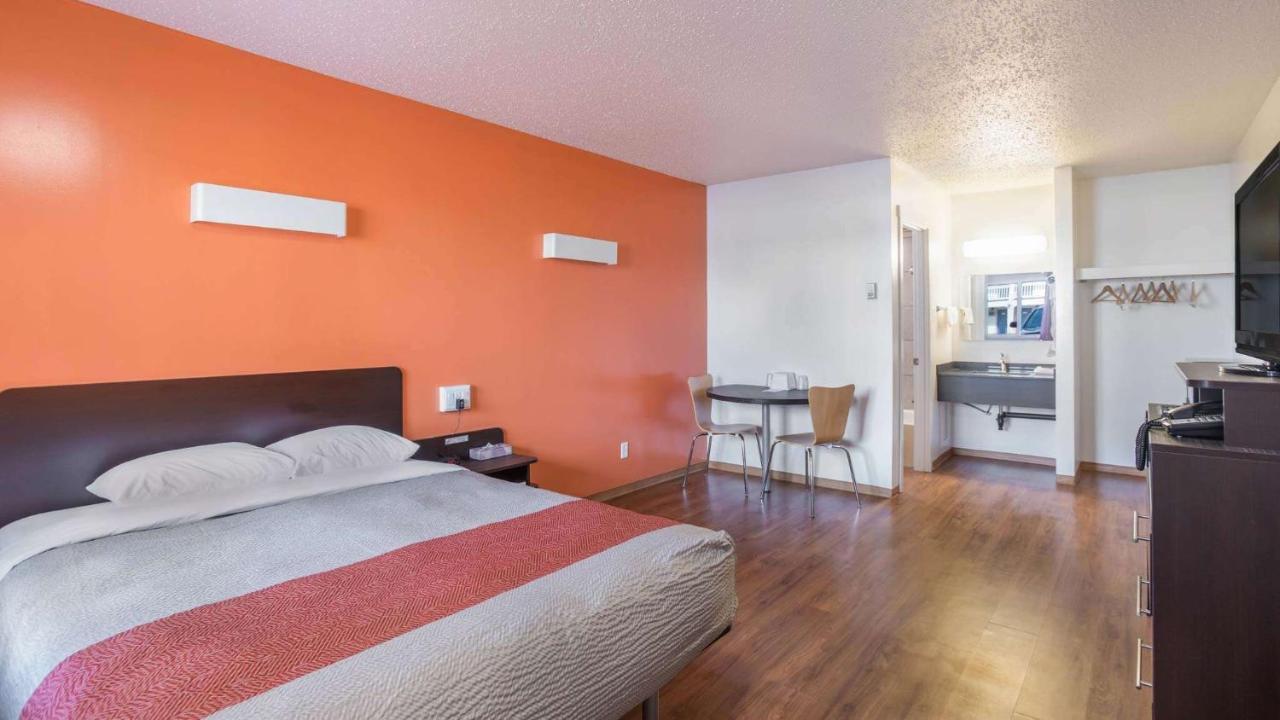 Motel 6-Camrose, AB Exterior foto